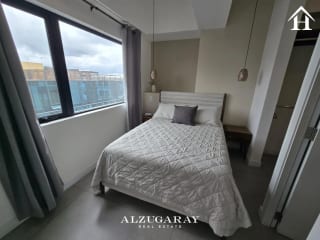 APTO. AMUEBLADO C/ BALCÓN - 2 HAB. / EDIFICIO EN ZONA 10 — Apartamento en Alquiler en Zona 10, Guatemala, Ciudad — miniatura 5 de 10