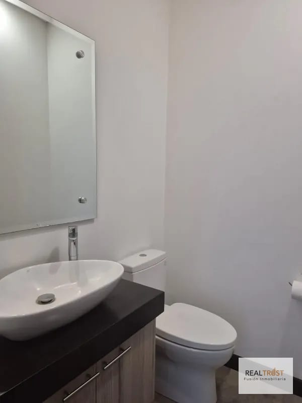 APARTAMENTO EN VENTA CAYALÁ ZONA 16 — Apartamento en Venta en Zona 16, Guatemala, Ciudad — foto 7 de 10
