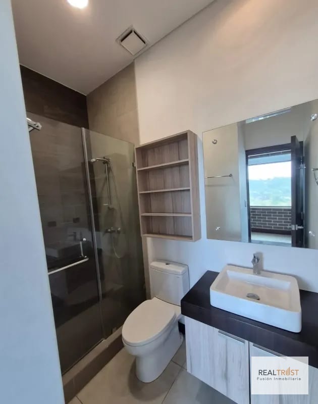 APARTAMENTO EN VENTA CAYALÁ ZONA 16 — Apartamento en Venta en Zona 16, Guatemala, Ciudad — foto 2 de 10