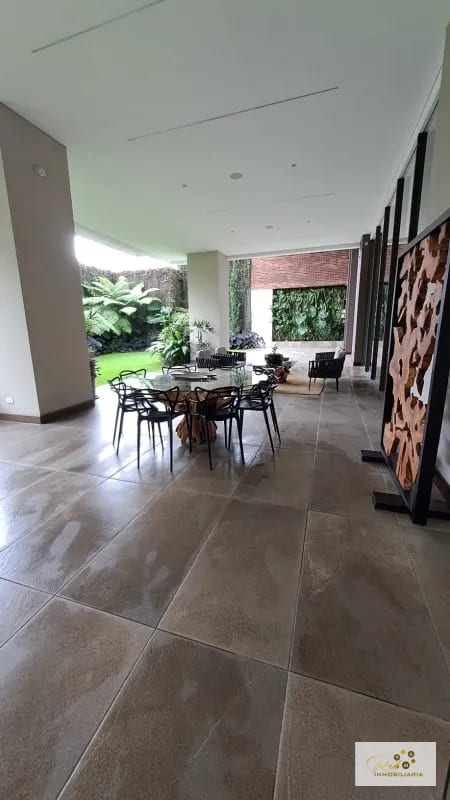 APARTAMENTO DE LUJO EN VENTA  📍 Edificio Echo – Zona 14 — Apartamento en Venta en Echo, Zona 14, Guatemala, Ciudad — foto 14 de 15