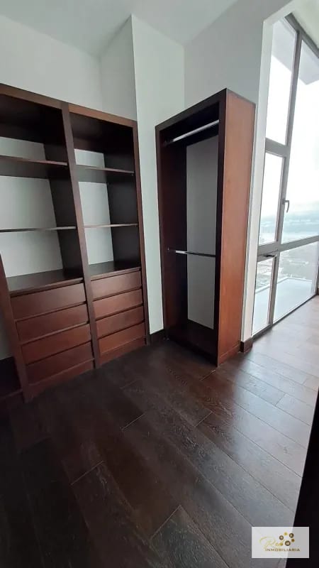 APARTAMENTO DE LUJO EN VENTA  📍 Edificio Echo – Zona 14 — Apartamento en Venta en Echo, Zona 14, Guatemala, Ciudad — foto 4 de 15