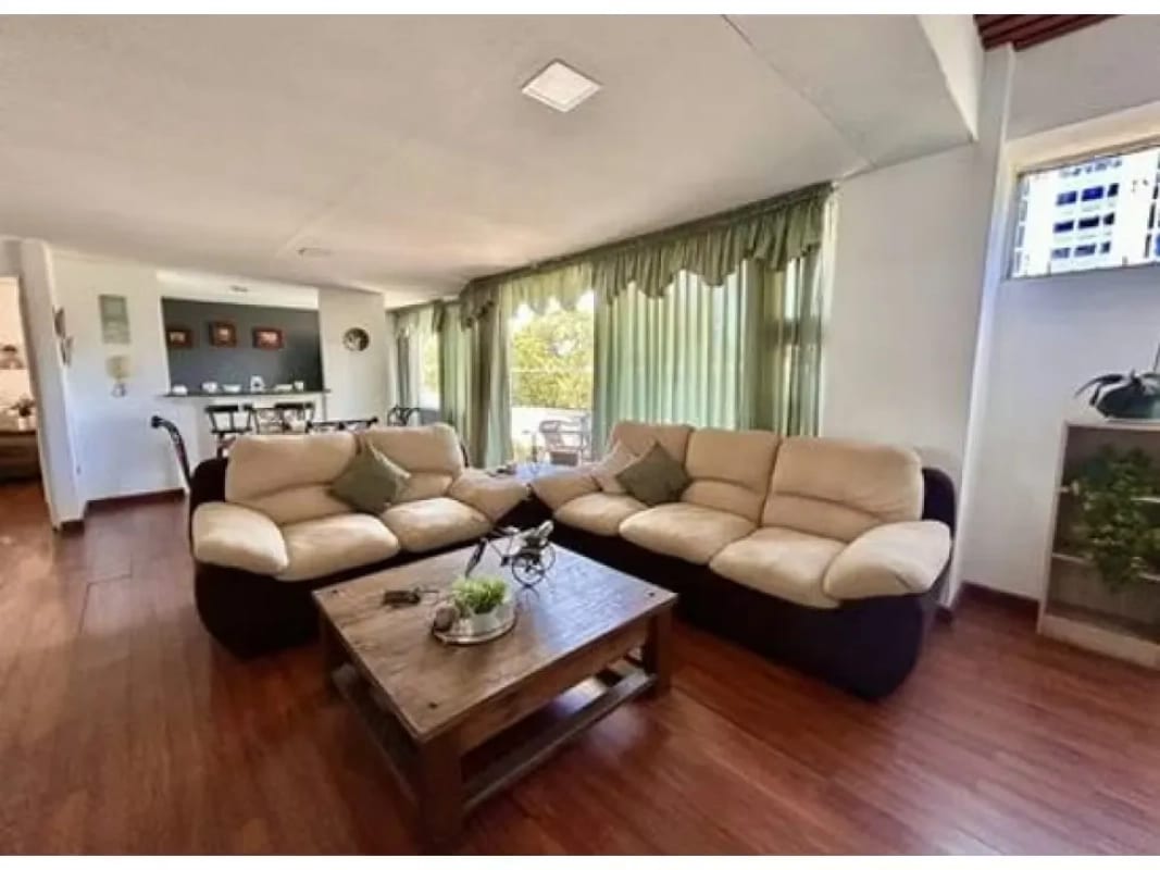 Venta de Apartamento Edificio Antiguo Zona 14 — Apartamento en Venta en Zona 14, Guatemala, Ciudad — foto 1 de 12