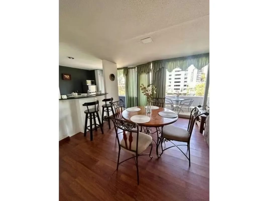 Venta de Apartamento Edificio Antiguo Zona 14 — Apartamento en Venta en Zona 14, Guatemala, Ciudad — foto 9 de 12