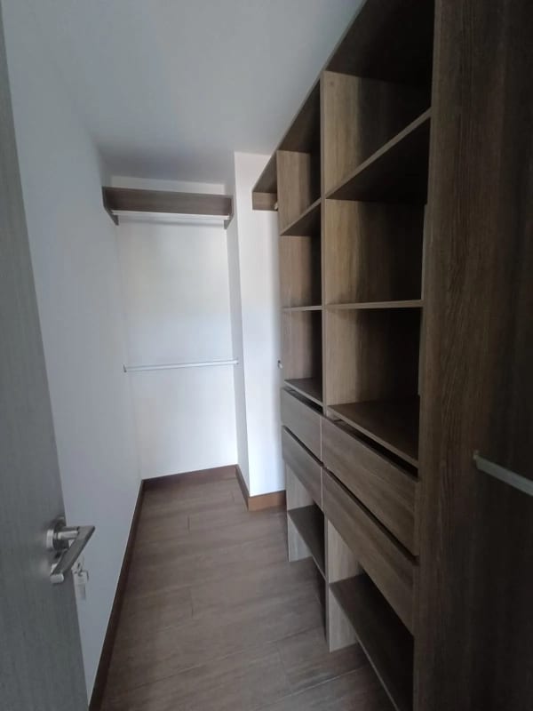 NARU 16. Amplio y hermoso apartamento en renta para estrenar!! — Apartamento en Alquiler en Zona 16, Guatemala, Ciudad — foto 2 de 16