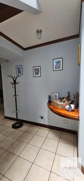 VENTA DE CASA EN ZONA 16 — Casa en Venta en Jardín Rosario de San Isidro, Zona 16, Guatemala, Ciudad — miniatura 3 de 8