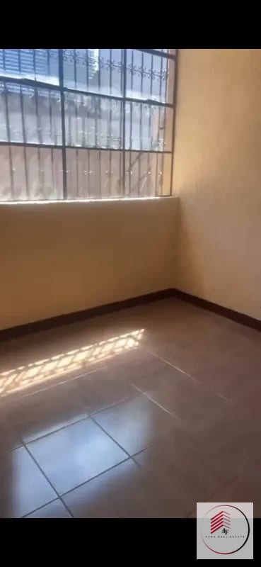 Alquiler de casa en zona 7 Kaminal Juyu 1 a una cuadra de la Clz. San Juan — Casa en Alquiler en Kaminaljuyú, Zona 7, Guatemala, Ciudad — foto 12 de 17