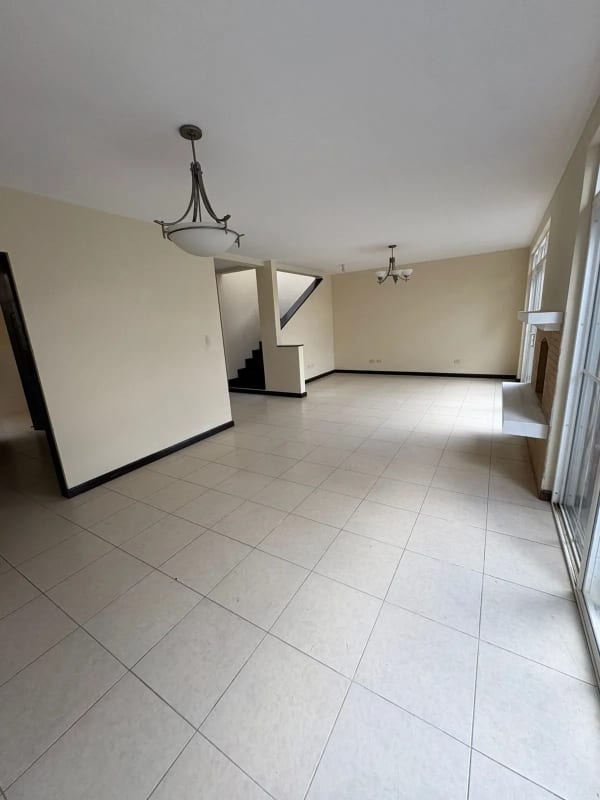 CASA EN VENTA EN KM 19.9 A SAN JOSE PINULA CONDOMINIO LOS MANANTIALES — Casa en Venta en Los Manantiales, Carretera a El Salvador, Guatemala, Ciudad — foto 4 de 17