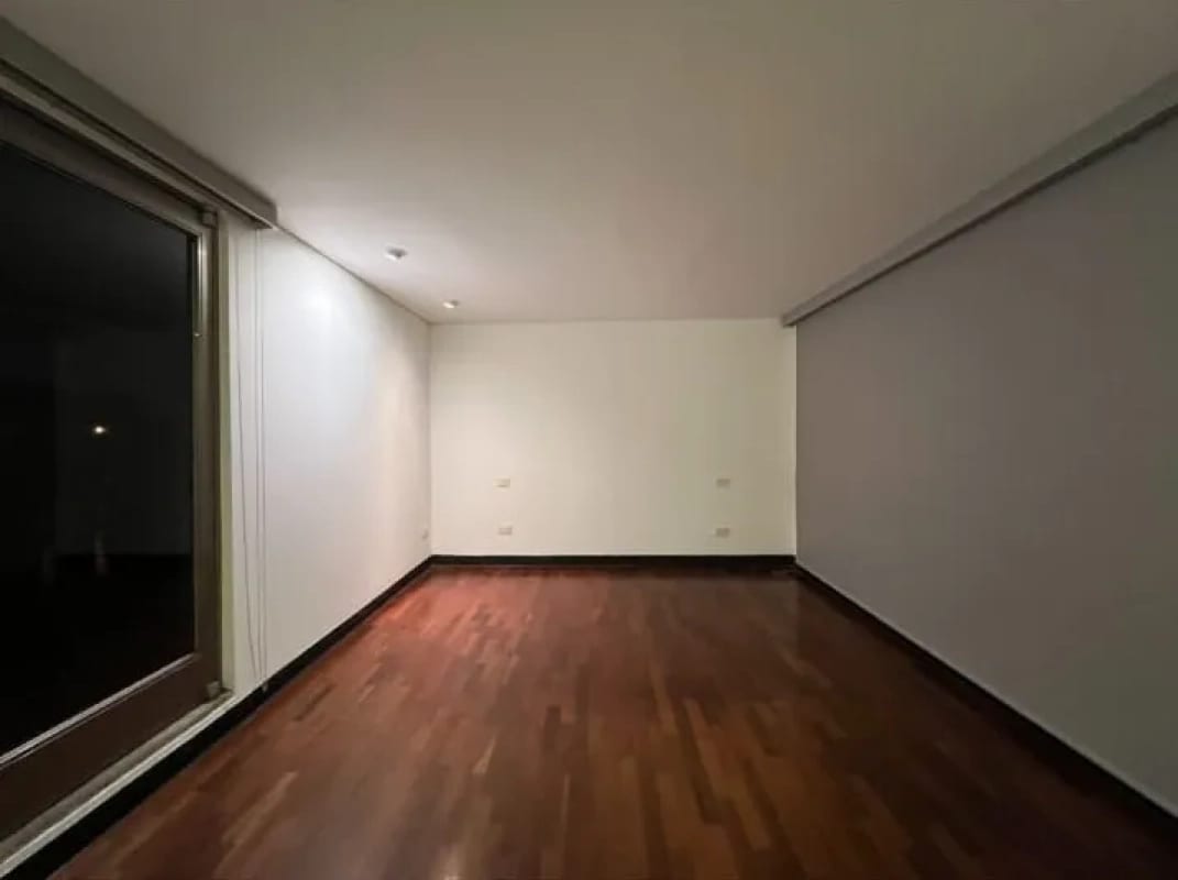 Alquiler de amplio apartamento en Oakland zona 10 de 1 dormitorio con terraza — Apartamento en Alquiler en Oakland I, Zona 10, Guatemala, Ciudad — foto 5 de 7