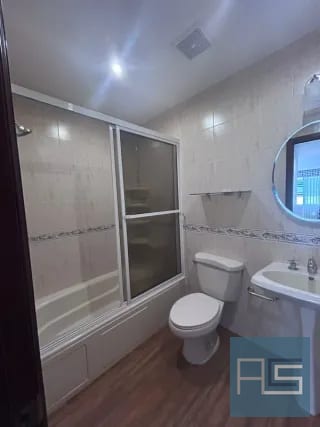 *Amplio apartamento de 2 hab con cuarto de servicio en nivel alto en Renta - Milenia, zona 10* — Apartamento en Alquiler en Milenia, Zona 10, Guatemala, Ciudad — miniatura 10 de 17