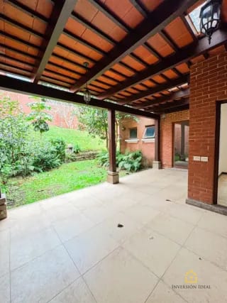 Amplia Casa En Venta $725K Cond. Puerta Grande, Carr.a El Salvador 4 Hab.+Línea Blanca — Casa en Venta en Puerta Grande, Carretera a El Salvador, Guatemala, Ciudad — miniatura 10 de 14