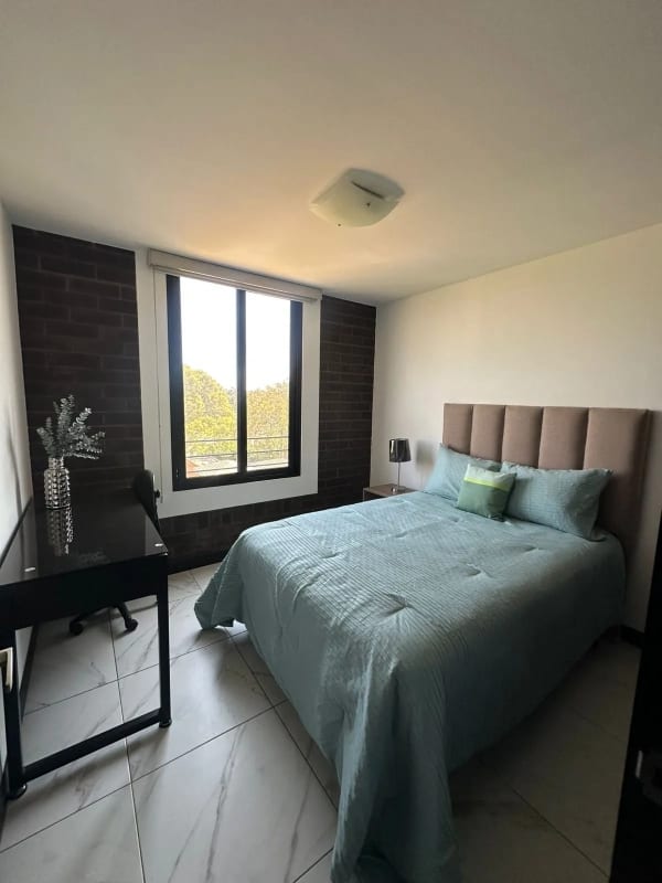 Apartamento en renta I Amueblado I Edificio Fontainebleau I Zona 15 — Apartamento en Alquiler en Zona 15, Guatemala, Ciudad — foto 9 de 11