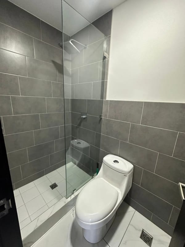 Apartamento en renta I Amueblado I Edificio Fontainebleau I Zona 15 — Apartamento en Alquiler en Zona 15, Guatemala, Ciudad — foto 5 de 11