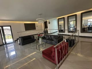 Apartamento en renta I Amueblado I Edificio Fontainebleau I Zona 15 — Apartamento en Alquiler en Zona 15, Guatemala, Ciudad — miniatura 2 de 11