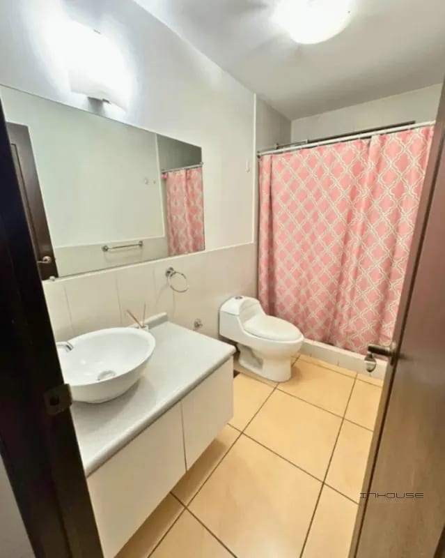 APARTAMENTO EN RENTA ZONA 10 AMUEBLADO — Apartamento en Alquiler en Zona 10, Guatemala, Ciudad — foto 8 de 9