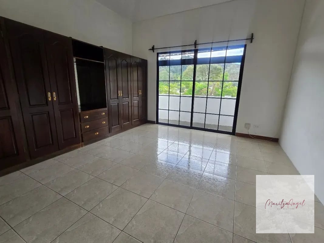 ALQUILER DE CASA EN ZONA 16 — Casa en Alquiler en La Montaña, Zona 16, Guatemala, Ciudad — foto 11 de 12