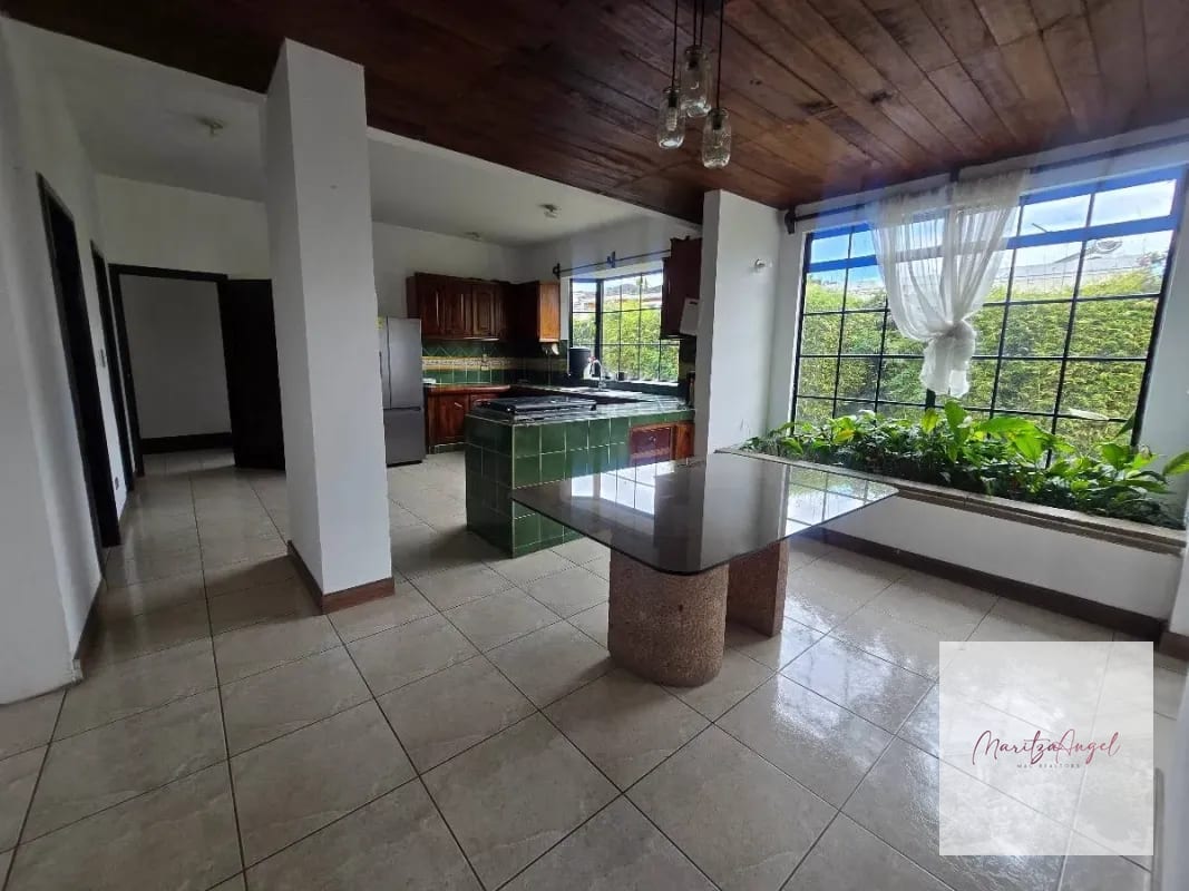 ALQUILER DE CASA EN ZONA 16 — Casa en Alquiler en La Montaña, Zona 16, Guatemala, Ciudad — foto 3 de 12