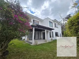 ALQUILER DE CASA EN ZONA 16 — Casa en Alquiler en La Montaña, Zona 16, Guatemala, Ciudad — miniatura 2 de 12