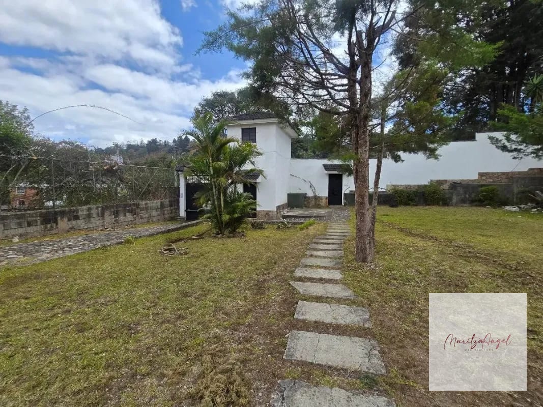 ALQUILER DE CASA EN ZONA 16 — Casa en Alquiler en La Montaña, Zona 16, Guatemala, Ciudad — foto 1 de 12