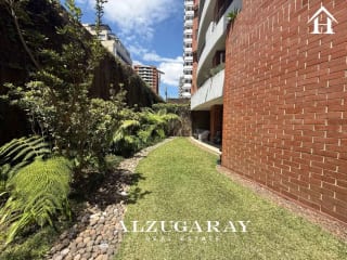 APTO. AMPLIO CON JARDIN 3 HAB/ EDIFICIO ZONA 14 — Apartamento en Venta en Zona 14, Guatemala, Ciudad — miniatura 8 de 11