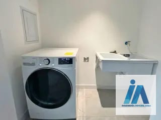 CASA EN VENTA📍Condominio Iridia Homes, Cañadas de Elgin Zona 13 Es la opción perfecta entre un diseño contemporáneo — Casa en Venta en Zona 13, Guatemala, Ciudad — miniatura 3 de 16