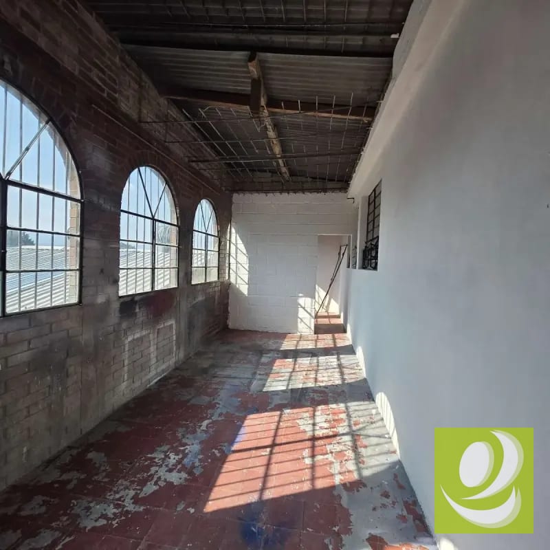 VENDO CASA EN RESIDENCIALES VALLE DEL SOL ZONA 4 MIXCO — Casa en Venta en Zona 4 Mixco, Guatemala, Ciudad — foto 8 de 12