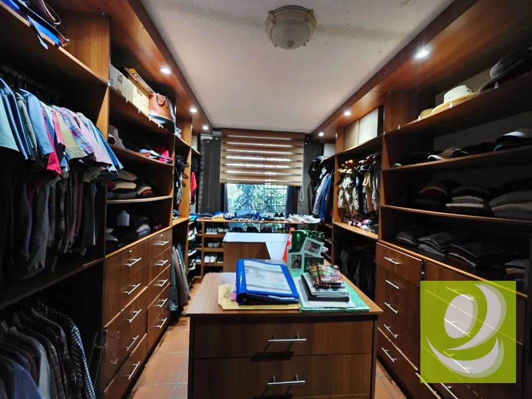 VENDO CASA EN SAN CRISTOBAL SECTOR B4 — Casa en Venta en Zona 8 Mixco, Guatemala, Ciudad — foto 6 de 13
