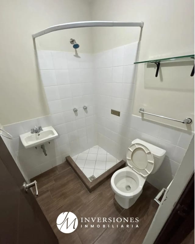 Apartamento en renta en Condado Naranjo — Apartamento en Alquiler en Zona 4 Mixco, Guatemala, Ciudad — foto 6 de 15