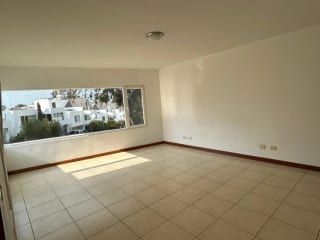 Casa en alquiler Campos de San Isidro zona 16 — Casa en Alquiler en Campos de San Isidro, Zona 16, Guatemala, Ciudad — miniatura 4 de 8