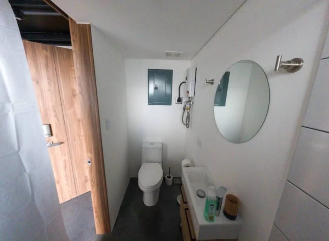 VENDO APARTAMENTO TIPO LOFT,  DOBLE ALTURA EN EDIFICIO ATOM  ZONA 4 — Apartamento en Venta en Atom Cuatro, Zona 4, Guatemala, Ciudad — foto 9 de 14