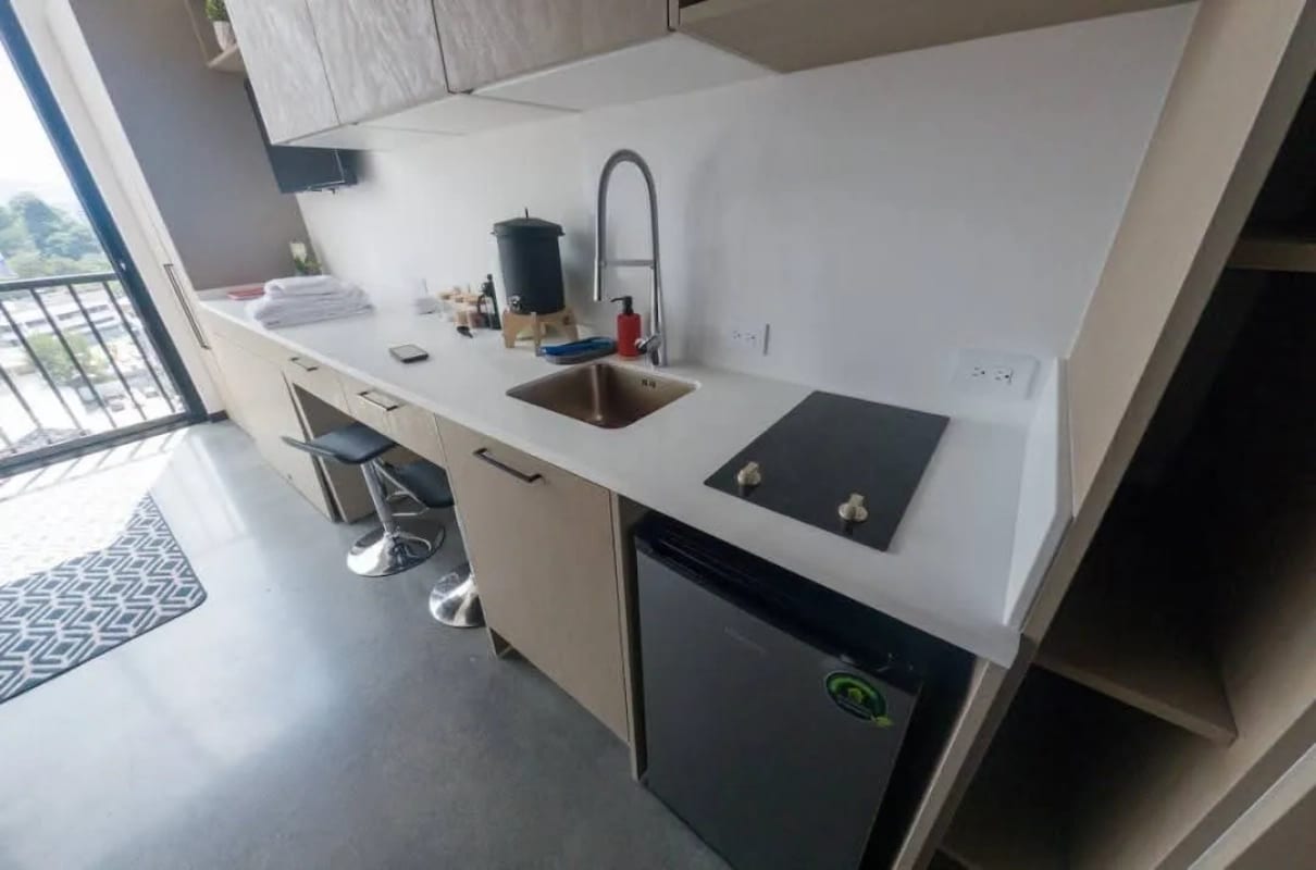 VENDO APARTAMENTO TIPO LOFT,  DOBLE ALTURA EN EDIFICIO ATOM  ZONA 4 — Apartamento en Venta en Atom Cuatro, Zona 4, Guatemala, Ciudad — foto 5 de 14