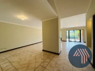 Venta de Hermosa y Amplia Casa - las Rotondas, KM 18.5 CES — Casa en Venta en Carretera a El Salvador, Guatemala, Ciudad — miniatura 16 de 17