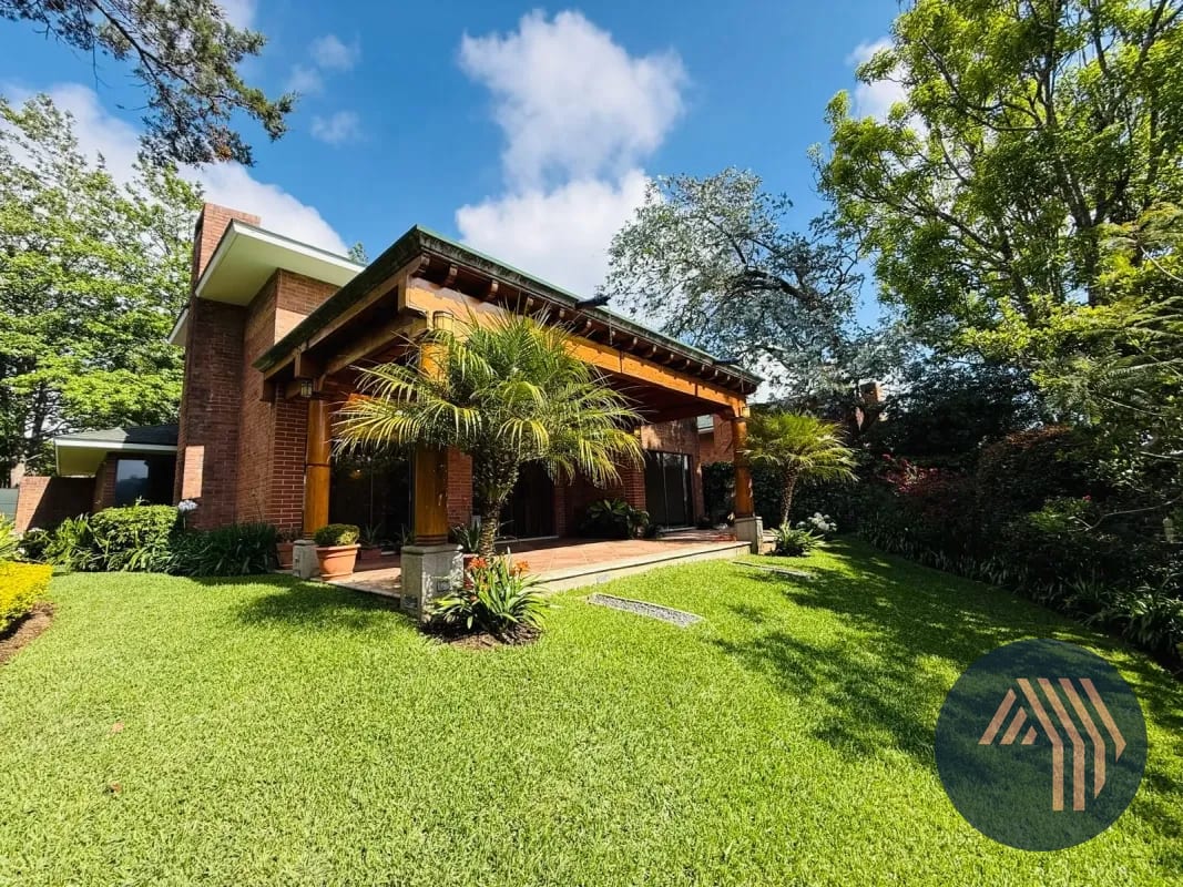 Venta de Hermosa y Amplia Casa - las Rotondas, KM 18.5 CES — Casa en Venta en Carretera a El Salvador, Guatemala, Ciudad — foto 7 de 17