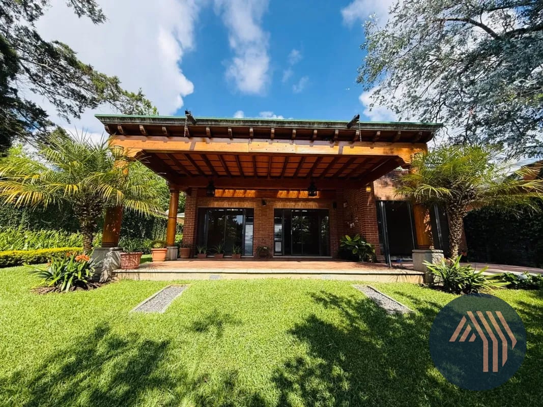 Venta de Hermosa y Amplia Casa - las Rotondas, KM 18.5 CES — Casa en Venta en Carretera a El Salvador, Guatemala, Ciudad — foto 6 de 17