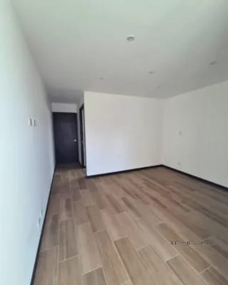 CASA EN VENTA EN ZONA 16 PARA ESTRENAR — Casa en Venta en Hacienda Real, Zona 16, Guatemala, Ciudad — miniatura 4 de 11