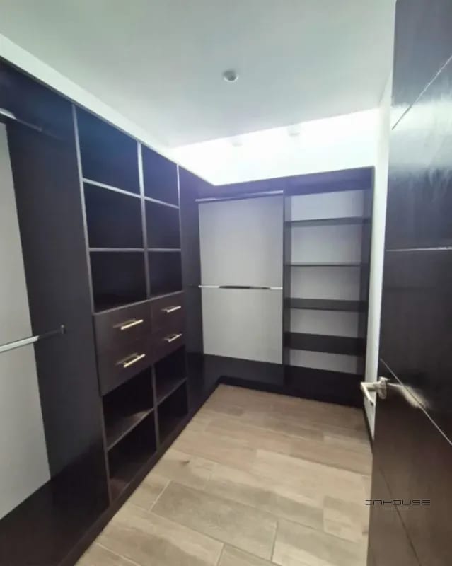 CASA EN VENTA EN ZONA 16 PARA ESTRENAR — Casa en Venta en Hacienda Real, Zona 16, Guatemala, Ciudad — foto 6 de 11