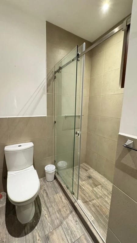 Apartamento en RENTA amueblado y equipado en Lirios 1, Cayalá — Apartamento en Alquiler en Lirios de Cayalá I, Zona 16, Guatemala, Ciudad — foto 9 de 14