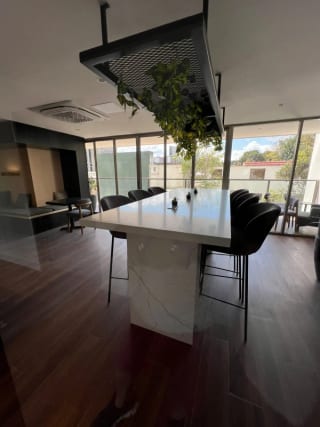 Apartamento para estrenar en alquiler, Edificio Atarah, zona 10 — Apartamento en Alquiler en Atarah, Zona 10, Guatemala, Ciudad — miniatura 4 de 16