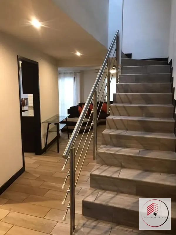Venta de hermosa casa de esquina en condominio Luminela Villa Nueva — Casa en Venta en luminela, Villa Nueva, Guatemala, Ciudad — foto 6 de 12