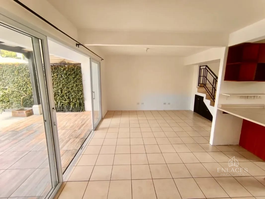 Km. 16.5 Entrada a Olmeca • Casa en Renta/Venta • Condominio Paseo de Arrazola — Casa en Alquiler en km 16-20, Carretera a El Salvador, Guatemala, Ciudad — foto 16 de 17