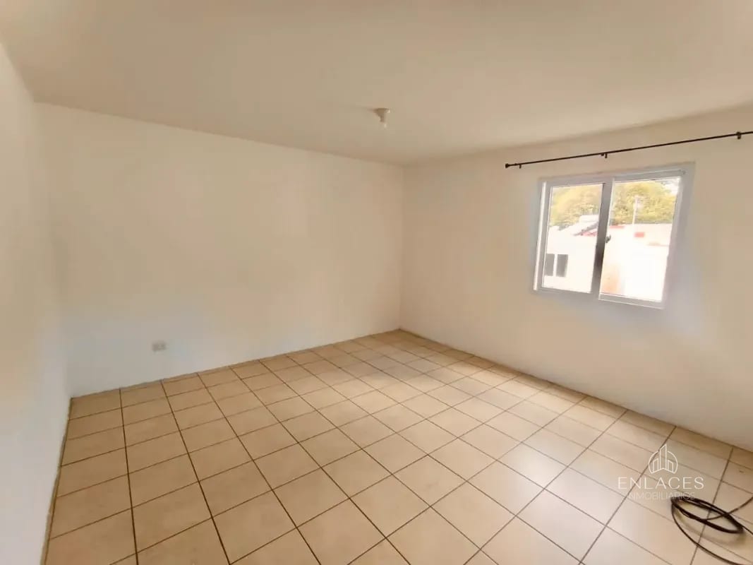 Km. 16.5 Entrada a Olmeca • Casa en Renta/Venta • Condominio Paseo de Arrazola — Casa en Alquiler en km 16-20, Carretera a El Salvador, Guatemala, Ciudad — foto 11 de 17