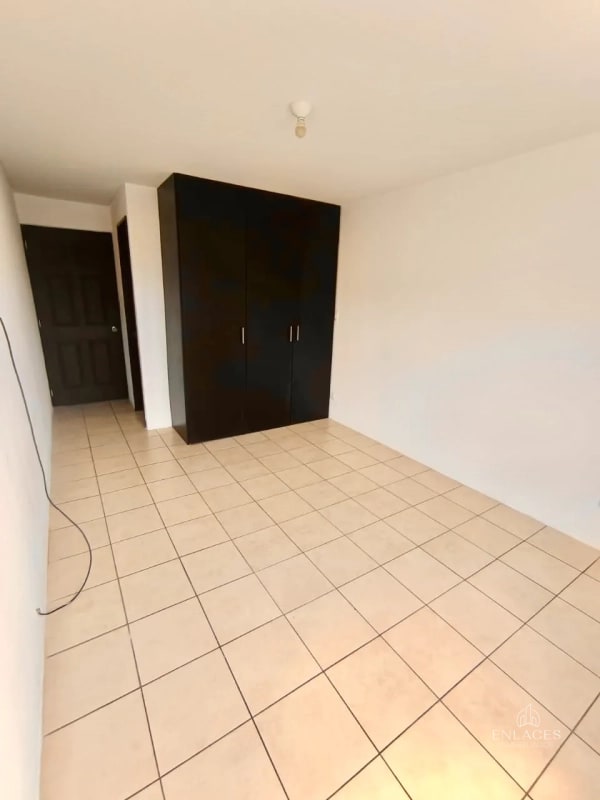 Km. 16.5 Entrada a Olmeca • Casa en Renta/Venta • Condominio Paseo de Arrazola — Casa en Alquiler en km 16-20, Carretera a El Salvador, Guatemala, Ciudad — foto 8 de 17