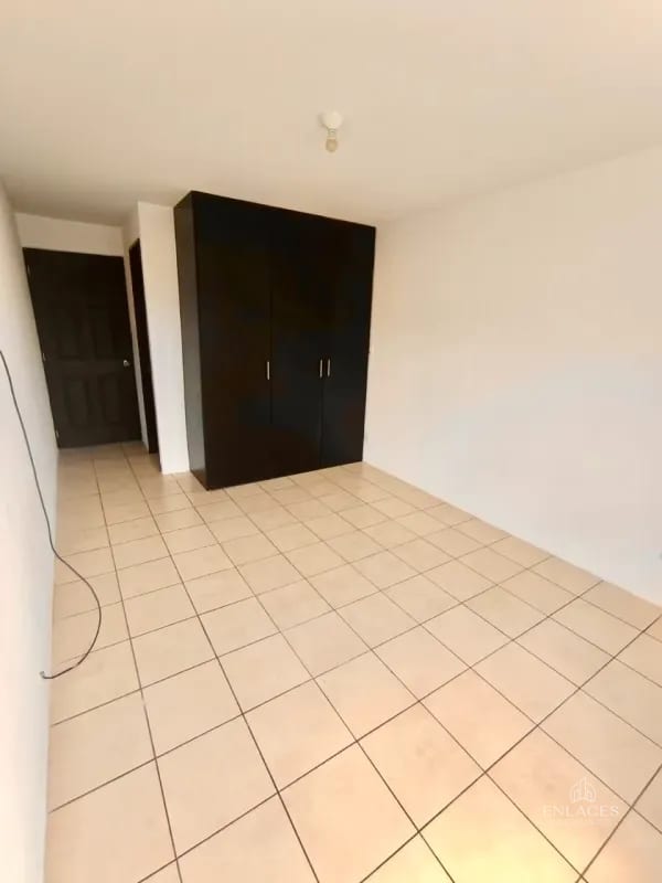 Km. 16.5 Entrada a Olmeca • Casa en Renta/Venta • Condominio Paseo de Arrazola — Casa en Alquiler en km 16-20, Carretera a El Salvador, Guatemala, Ciudad — foto 8 de 17