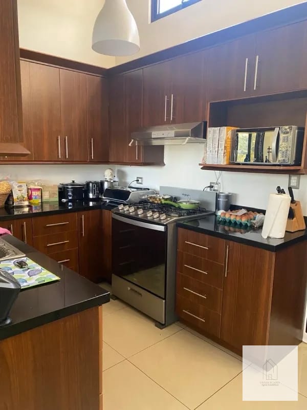 Linda Casa en venta Santuaria Muxbal — Casa en Venta en Carretera a El Salvador, Guatemala, Ciudad — foto 2 de 7