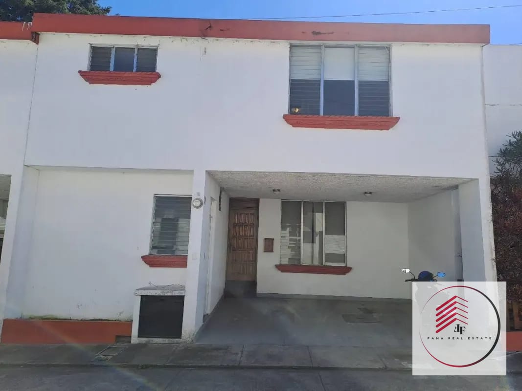 ALQUILER de casa en zona 16 concepción las lomas a una cuadra de la Universidad Landivar — Casa en Alquiler en Zona 16, Guatemala, Ciudad — foto 1 de 17