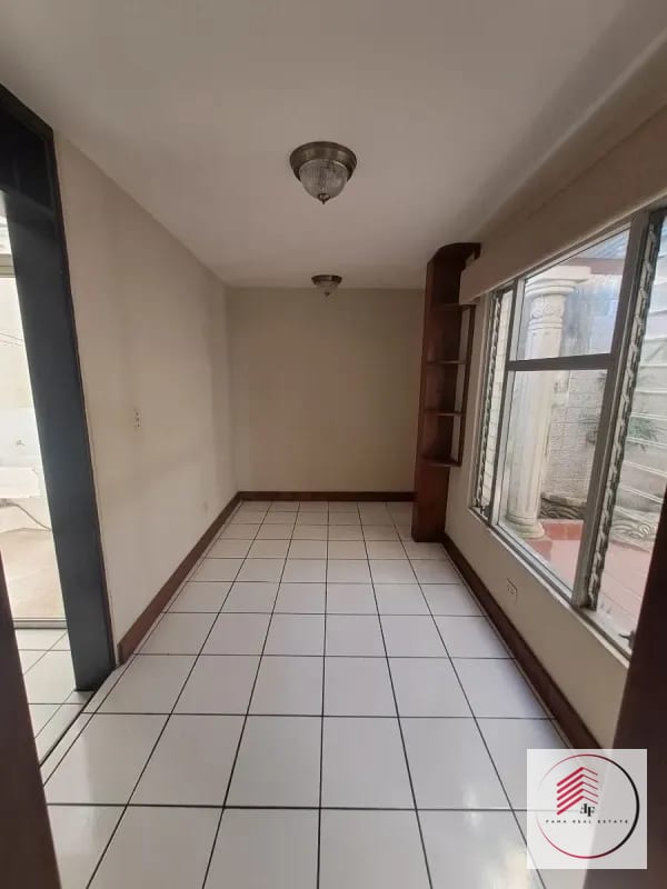 ALQUILER de casa en zona 16 concepción las lomas a una cuadra de la Universidad Landivar — Casa en Alquiler en Zona 16, Guatemala, Ciudad — foto 14 de 17