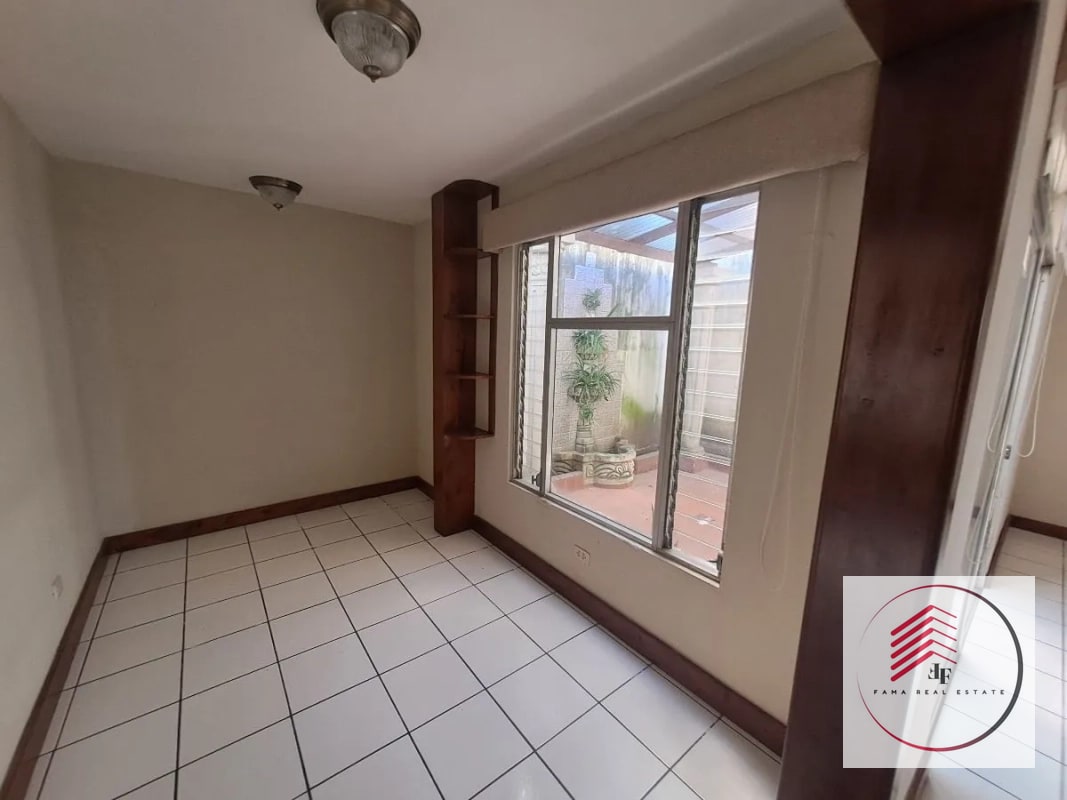 ALQUILER de casa en zona 16 concepción las lomas a una cuadra de la Universidad Landivar — Casa en Alquiler en Zona 16, Guatemala, Ciudad — foto 10 de 17