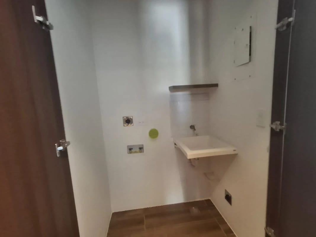 VENDO Apartamento Atarah, Zona 10 — Apartamento en Venta en Atarah, Zona 10, Guatemala, Ciudad — foto 3 de 9