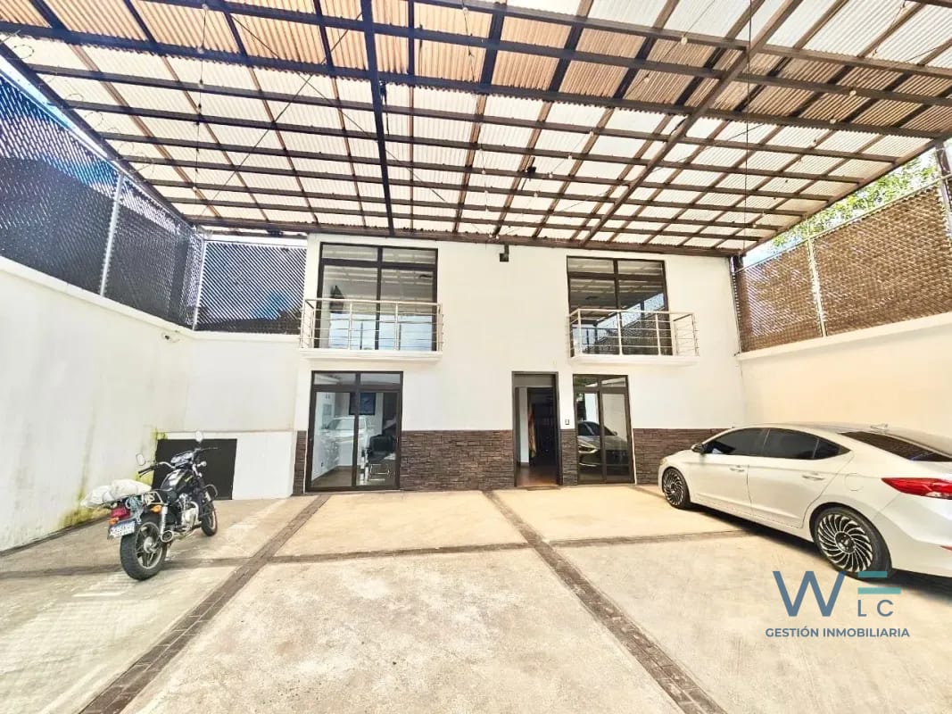 Vendo Propiedad Zona 1 — Casa en Venta en Zona 1, Guatemala, Ciudad — foto 1 de 14