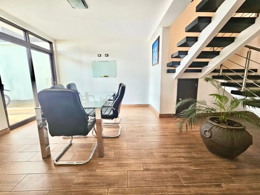 Vendo Propiedad Zona 1 — Casa en Venta en Zona 1, Guatemala, Ciudad — foto 12 de 14
