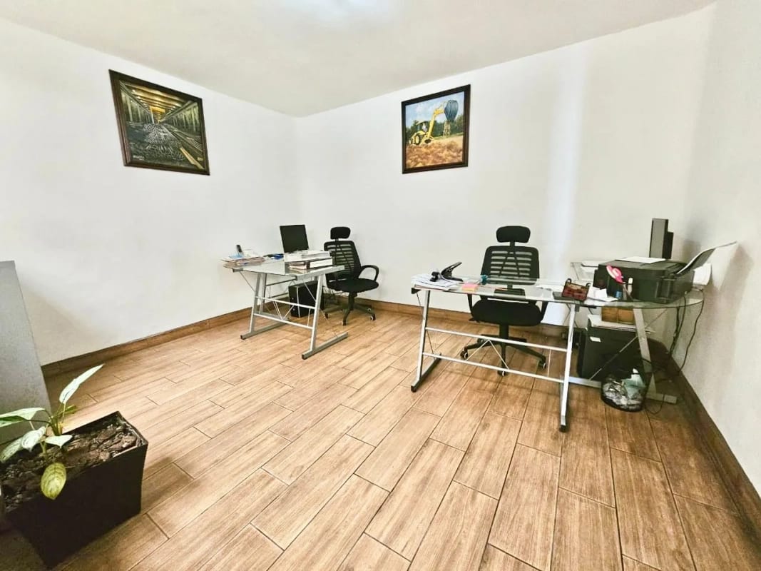 Vendo Propiedad Zona 1 — Casa en Venta en Zona 1, Guatemala, Ciudad — foto 7 de 14